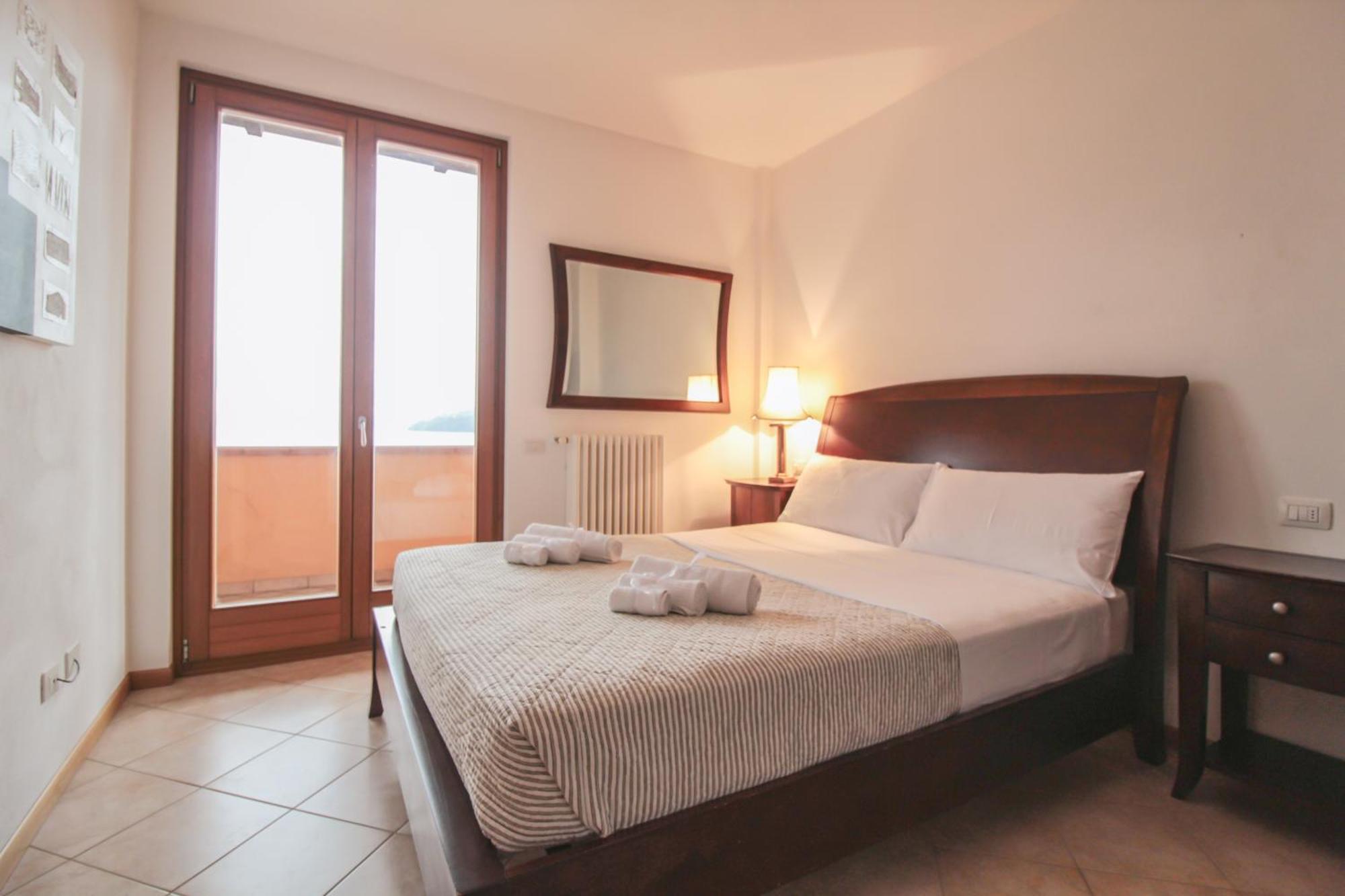Villa Serena Pianello Del Lario ภายนอก รูปภาพ